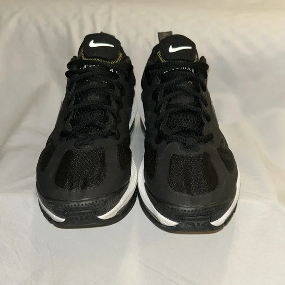 Nike Air Max Genome - Picture 2 of 8